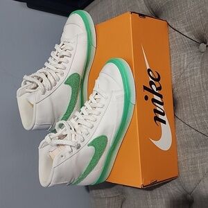 Nike Mid Blazer 77